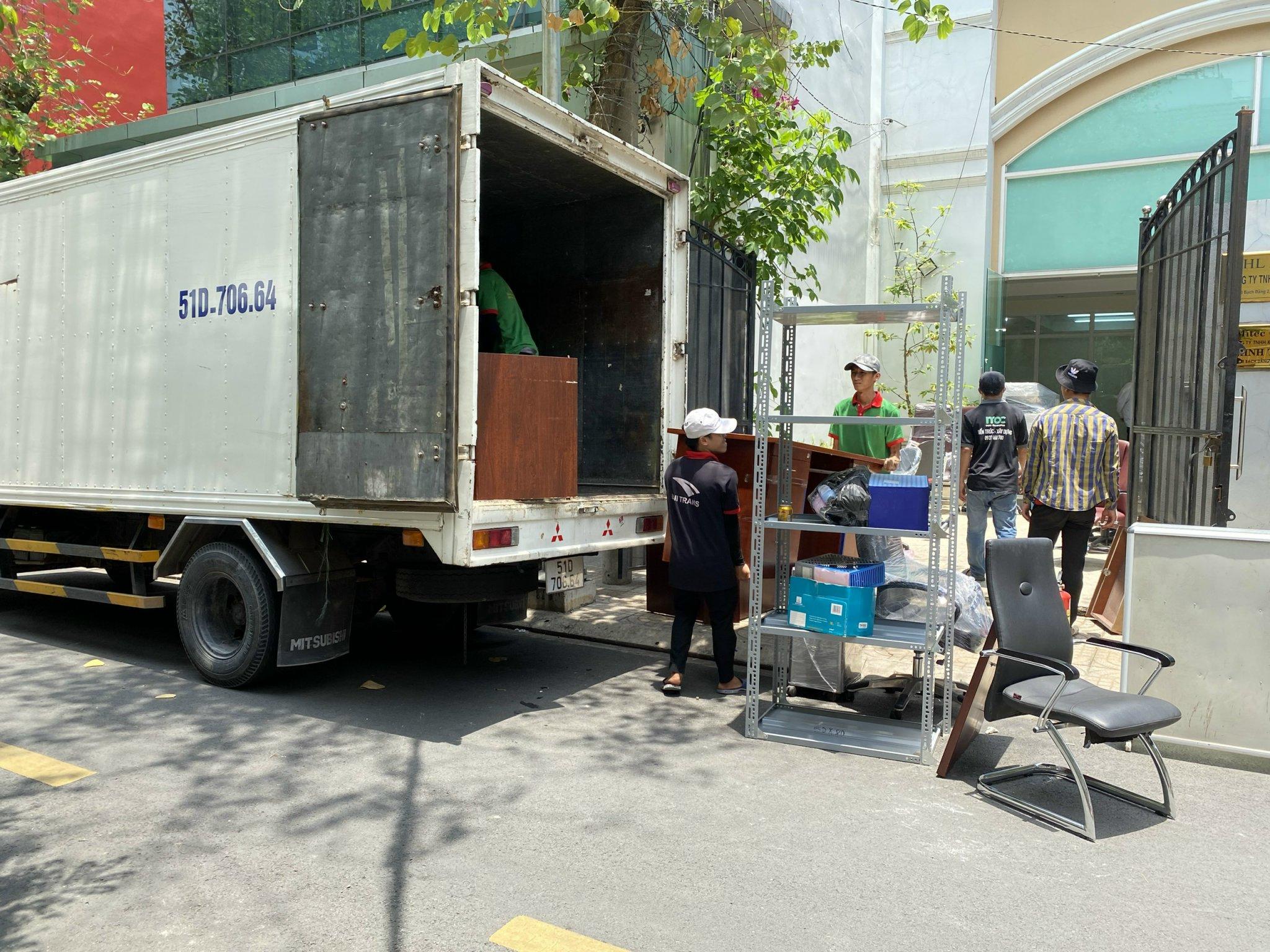 vận chuyển nhà trọn gói Tân Bình, chuyển nhà Tân Bình giá rẻ, chuyển nhà Tân Bình, chuyển nhà trọn gói quận Tân Bình, chuyển nhà trọn gói Tân Bình tphcm, chuyển nhà trọn gói tại Tân Bình tphcm, dọn nhà trọn gói Tân Bình, mua thùng carton chuyển nhà Tân Bình, thuê xe tải nhỏ chuyển nhà Tân Bình, vận chuyển nhà giá rẻ hcm, vận chuyển nhà Tân Bình, vận chuyển nhà Tân Bình giá rẻ, vận chuyển nhà quận Tân Bình, vận chuyển nhà trọn gói quận Tân Bình, vận chuyển nhà ở Tân Bình, vận chuyển nhà ở quận Tân Bình, chuyển nhà 24/7, chuyển nhà trọn gói 247, công ty chuyển nhà thân thiện, công ty thân thiện, công ty Thân Thiện