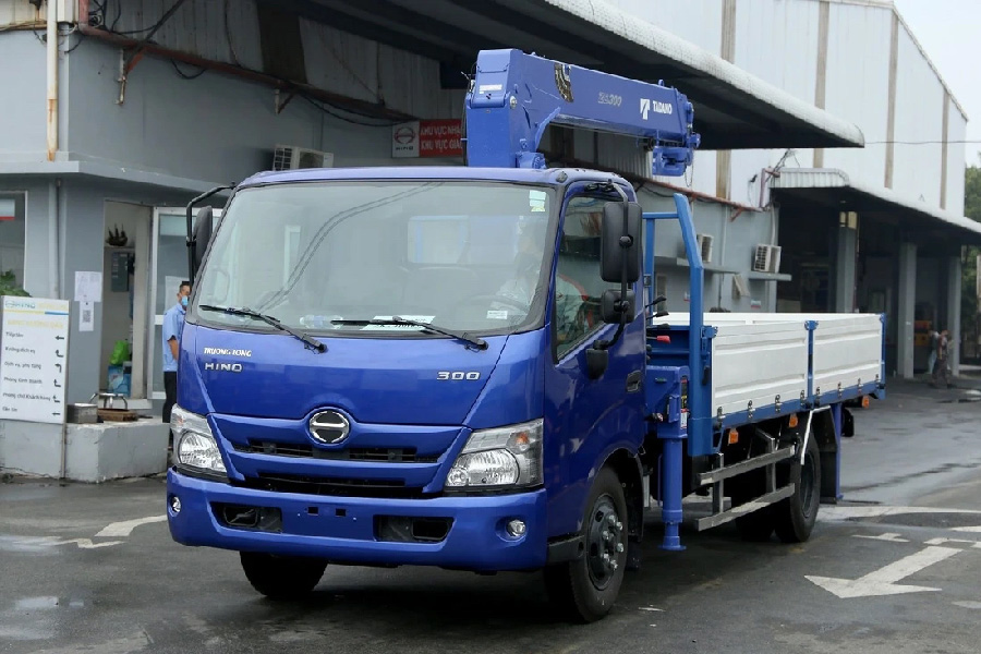 cho thue xe cau tai quan 820